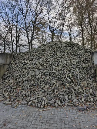 W4 silo2.jpg
